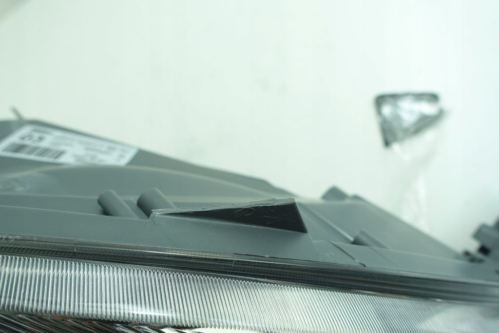 Frontscheinwerfer Toyota Yaris Van I 89009201 Rechts Scheinwerfer Headlight