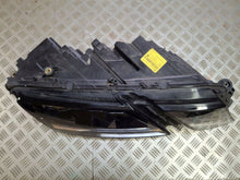Load image into Gallery viewer, Frontscheinwerfer Skoda Octavia III 5E1941016E Full LED Rechts Headlight SCH5254851935sb
