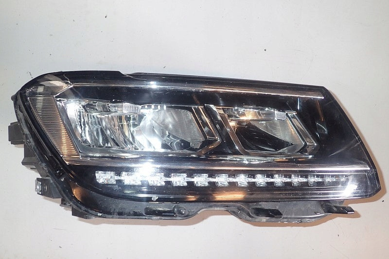 Frontscheinwerfer VW Tiguan 5NB941036 LED Rechts Scheinwerfer Headlight