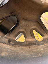 Load image into Gallery viewer, 1x Alufelge 18 Zoll 7.5&quot; 5x114.3 50ET 52910-CM300- Hyundai Rim Wheel