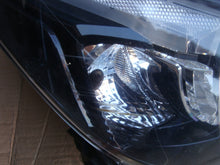 Laden Sie das Bild in den Galerie-Viewer, Frontscheinwerfer Mazda II Full LED Ein Stück (Rechts oder Links) Headlight