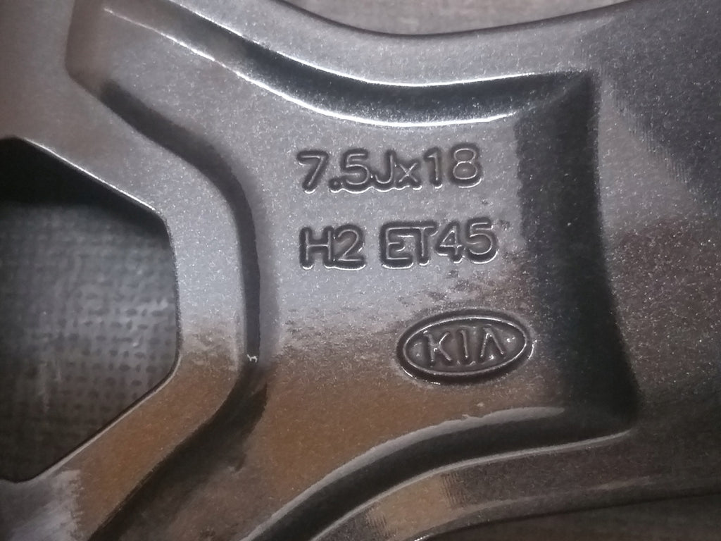 1x Alufelge 18 Zoll 7.5" 5x114.3 45ET 5X114 Kia Rim Wheel FEL9007851077qj