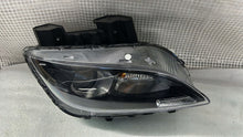Laden Sie das Bild in den Galerie-Viewer, Frontscheinwerfer Hyundai Kona Rechts Scheinwerfer Headlight SCH2985240679el
