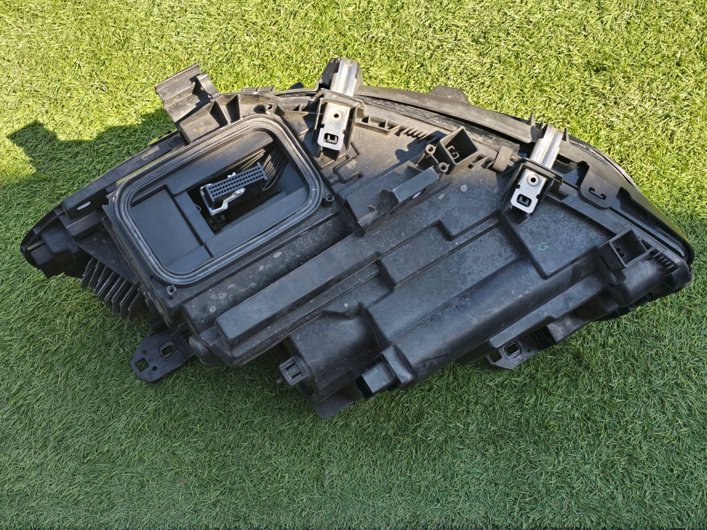 Frontscheinwerfer Mercedes-Benz W246 A2469066201 LED Rechts Headlight SCH7157352787ka