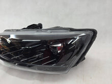 Laden Sie das Bild in den Galerie-Viewer, Frontscheinwerfer Skoda Fabia III 6V1941015B Links Scheinwerfer Headlight SCH9637048114ec
