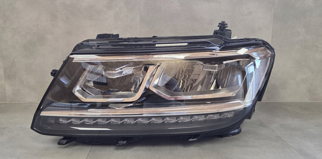 Frontscheinwerfer VW Tiguan 5NB941035B Links Scheinwerfer Headlight SCH7699164934lu