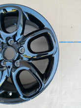 Laden Sie das Bild in den Galerie-Viewer, 1x Alufelge 16 Zoll 7.0&quot; 5x112 52ET Glanz Schwarz 6891824 Mini Clubman F54