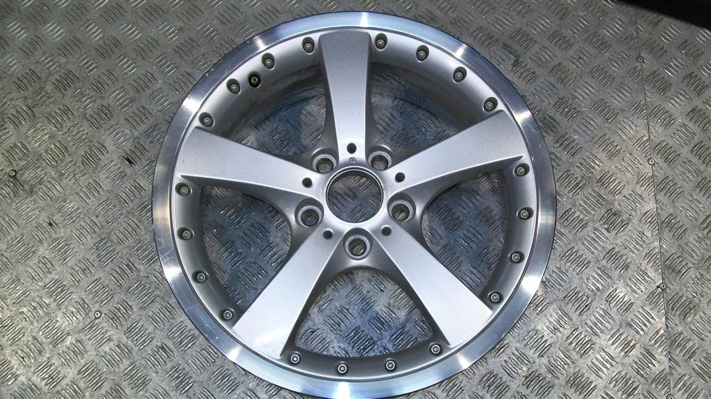 1x Alufelge 18 Zoll 7.5" 5x120 47ET Glanz Silber 6768560 BMW 1 E81 E82 E87