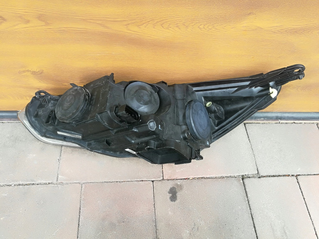 Frontscheinwerfer Ford Focus F1EB-13W029-AEB Rechts Scheinwerfer Headlight