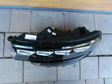 Laden Sie das Bild in den Galerie-Viewer, Frontscheinwerfer Skoda Kamiq 658941015B Full LED Ein Stück (Rechts oder Links) SCH8197300293pc