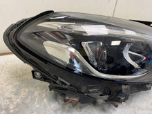 Laden Sie das Bild in den Galerie-Viewer, Frontscheinwerfer Mercedes-Benz W246 A2469065401 Rechts Scheinwerfer Headlight SCH6847970056mc