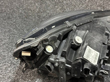 Laden Sie das Bild in den Galerie-Viewer, Frontscheinwerfer BMW F45 F46 5A017B1-02 LED Ein Stück (Rechts oder Links) SCH9854028823vm