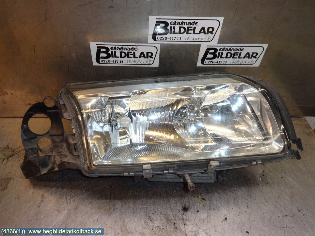 Frontscheinwerfer Volvo S80 Rechts Scheinwerfer Headlight SCH6235750811qz