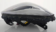 Laden Sie das Bild in den Galerie-Viewer, Frontscheinwerfer Mercedes-Benz W246 Bi-Xenon Rechts Scheinwerfer Headlight SCH9040653334ot