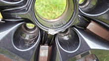 Load image into Gallery viewer, 1x Alufelge 17 Zoll 7.0" 5x112 45ET Glanz Schwarz 5L0601025S Skoda Yeti FEL1146158921zs