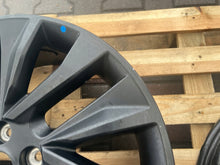 Laden Sie das Bild in den Galerie-Viewer, 1x Alufelge 19 Zoll 7.0" 5x114.3 38ET Rim Wheel FEL8375197068ln