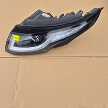 Laden Sie das Bild in den Galerie-Viewer, Frontscheinwerfer Land Rover Range Evoque L538 GJ3213W030E Links Headlight SCH2849022936dw