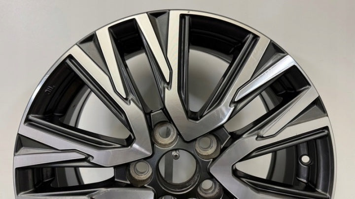 1x Alufelge 17 Zoll 7.0" 5x114.3 50ET Glanz Graphit Mg Corolla Rim Wheel FEL1331585987av