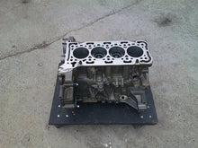 Laden Sie das Bild in den Galerie-Viewer, Motorblock Ford Fiesta II Fbd GK2Q6010EA 2.0 TDCI 97PS 71kW Diesel Unkomplett MOT7735801535wb