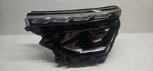 Laden Sie das Bild in den Galerie-Viewer, Frontscheinwerfer Skoda Kamiq 655941015C LED Links Scheinwerfer Headlight SCH9926360277zs
