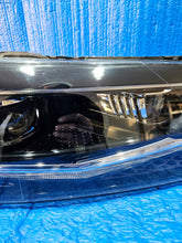 Laden Sie das Bild in den Galerie-Viewer, Frontscheinwerfer VW Polo 2G1941036H LED Rechts Scheinwerfer Headlight SCH5010700843oc