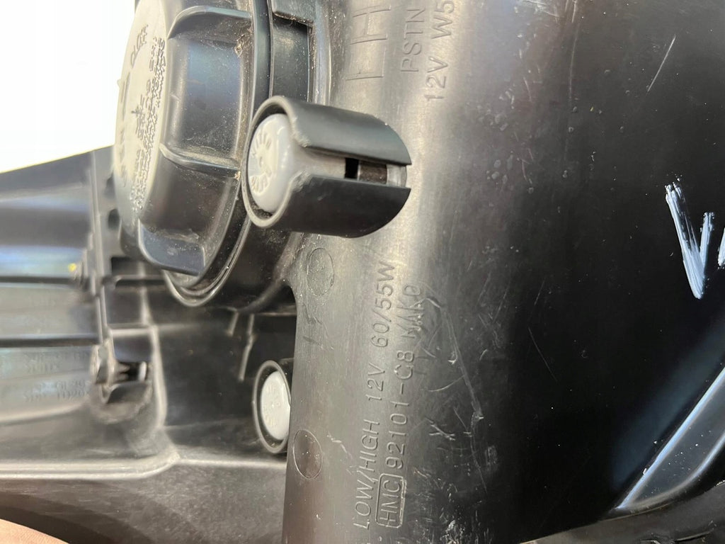 Frontscheinwerfer Hyundai I20 II 92101C8000 Ein Stück (Rechts oder Links)