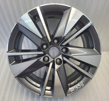 Load image into Gallery viewer, 1x Alufelge 17 Zoll 7.0&quot; 5x112 45ET 57A601025AA Skoda Kodiaq Rim Wheel