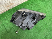 Load image into Gallery viewer, Frontscheinwerfer BMW 7 F01 F02 7379668 Xenon Rechts Scheinwerfer Headlight SCH2941411901eg