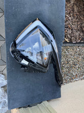 Load image into Gallery viewer, Frontscheinwerfer Kia Sportage V R292112010 Full LED Links Headlight SCH1176339491eb