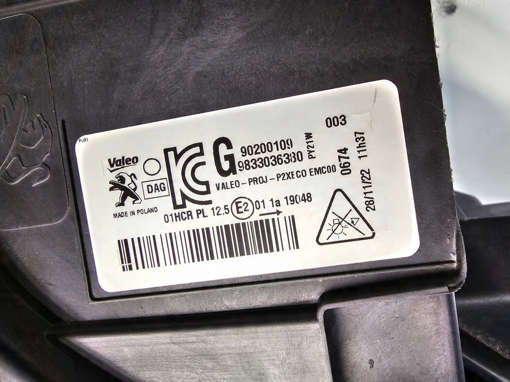 Frontscheinwerfer Peugeot 2008 208 II 90200109 9833036380 Links Headlight