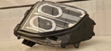 Laden Sie das Bild in den Galerie-Viewer, Frontscheinwerfer Mitsubishi Eclipse Cross MDE1336286R MDE1336288R LED Rechts