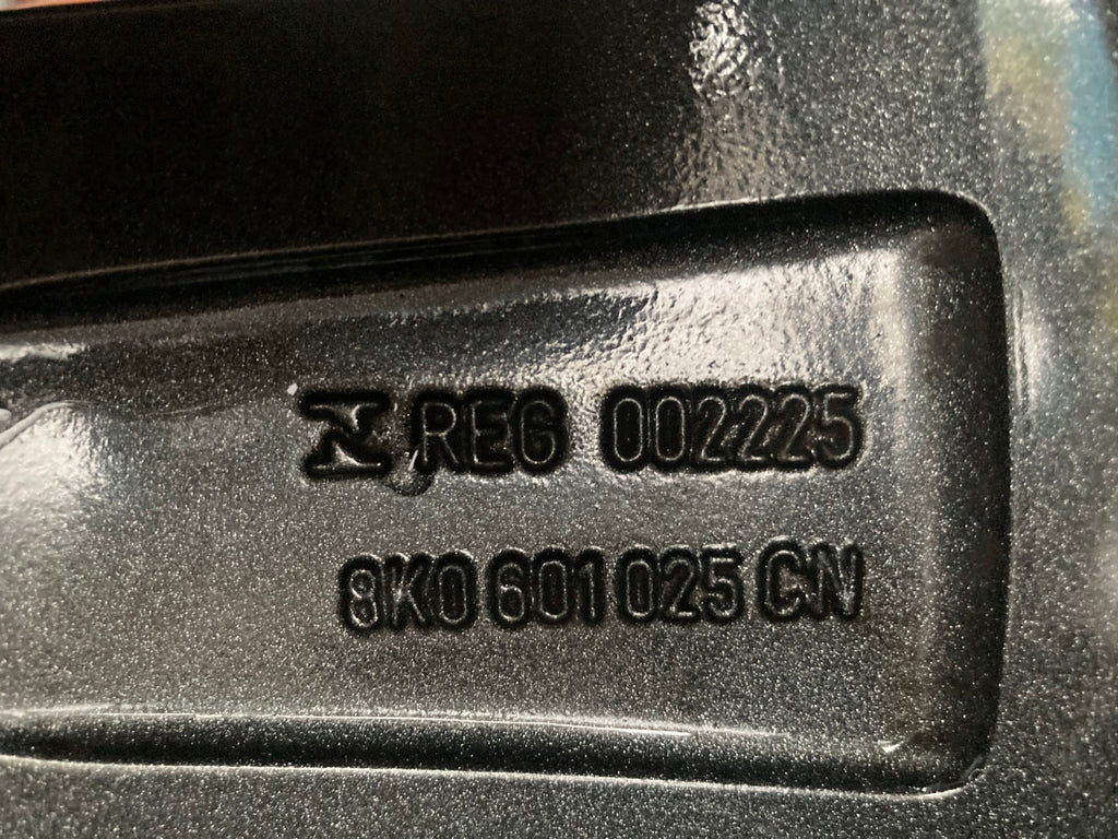 1x Alufelge 19 Zoll 8.5" 5x112 40ET Glanz Graphit 8K0601025CN Audi A4 B8 FEL7149365725oi