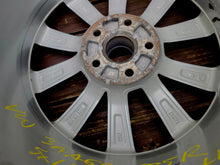 Laden Sie das Bild in den Galerie-Viewer, 1x Alufelge 17 Zoll 7.0" 5x112 42ET Glanz Silber 3AA601025R VW Passat B7 FEL6831351168ar