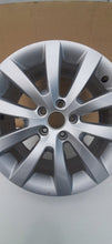 Load image into Gallery viewer, 1x Alufelge 17 Zoll 7.0&quot; 5x112 33ET Glanz Silber 1K8601025 VW Scirocco Rim Wheel