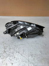 Laden Sie das Bild in den Galerie-Viewer, Frontscheinwerfer Mercedes-Benz Gle 1679066504 Links Scheinwerfer Headlight SCH3821999493tn