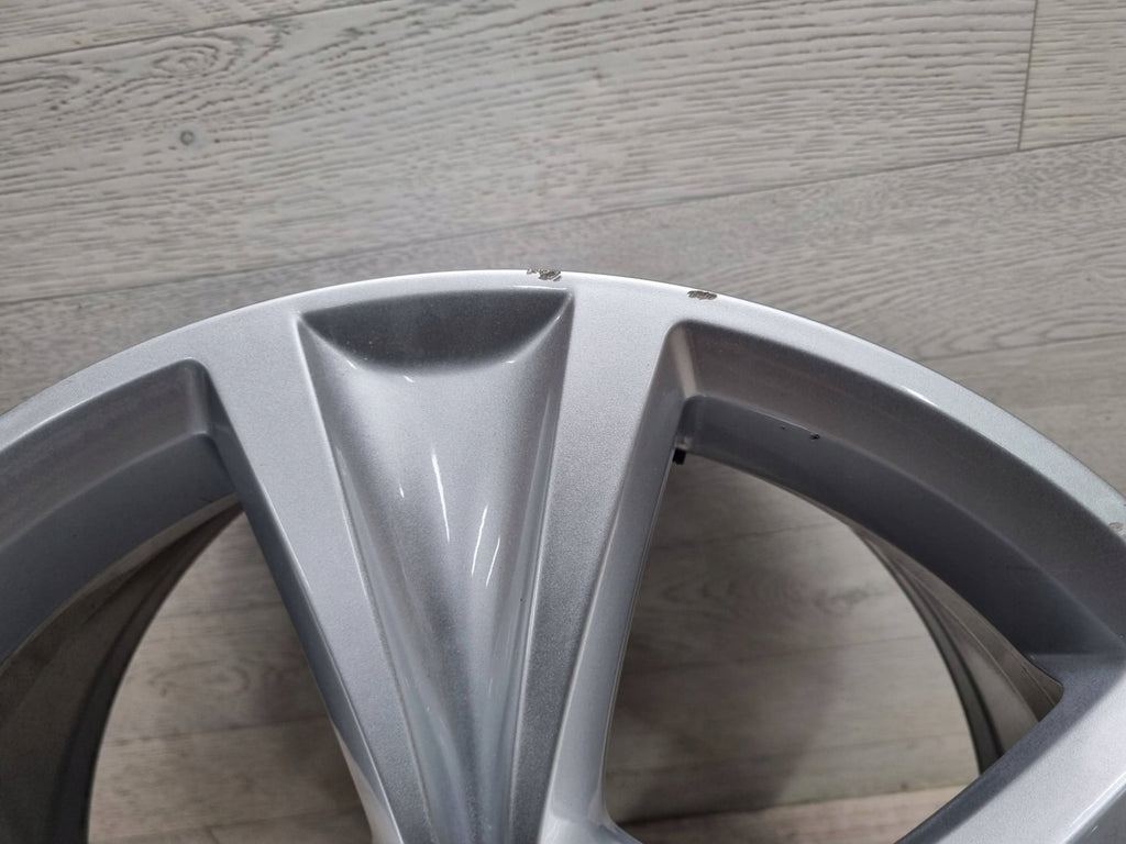1x Alufelge 17 Zoll 7.5" 5x112 46ET Glanz Silber 5FA601025C Seat Leon Rim Wheel FEL2865550200eg