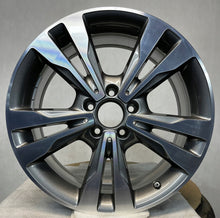 Laden Sie das Bild in den Galerie-Viewer, 1x Alufelge 18 Zoll 7.5&quot; 5x112 44ET A2054012802 Mercedes-Benz W205 Rim Wheel