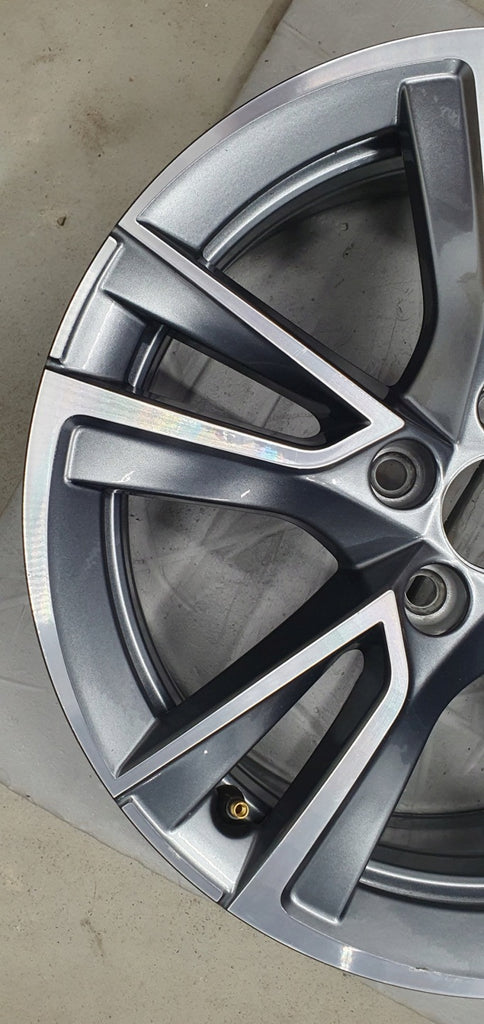 1x Alufelge 16 Zoll 6.0" 5x100 45ET Glanz Graphit 6VA601025 Mg Fabia Iv FEL3355205233rb