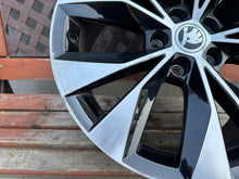 Load image into Gallery viewer, 1x Alufelge 18 Zoll 8.0" 5x112 44ET Glanz Schwarz 3V0601025Q Skoda Superb Iii FEL2611444892je