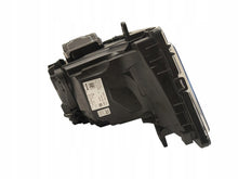 Laden Sie das Bild in den Galerie-Viewer, Frontscheinwerfer Man 8125101-6821 Links Scheinwerfer Headlight SCH1587592177bw