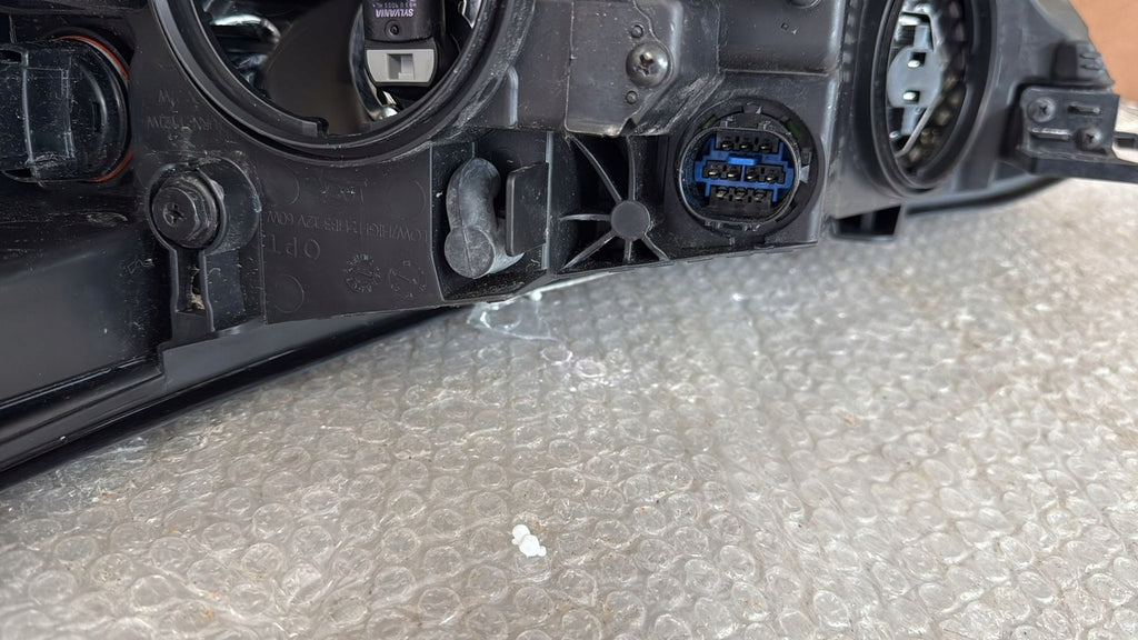 Frontscheinwerfer Kia Stonic Rechts Scheinwerfer Headlight SCH7615883359pw