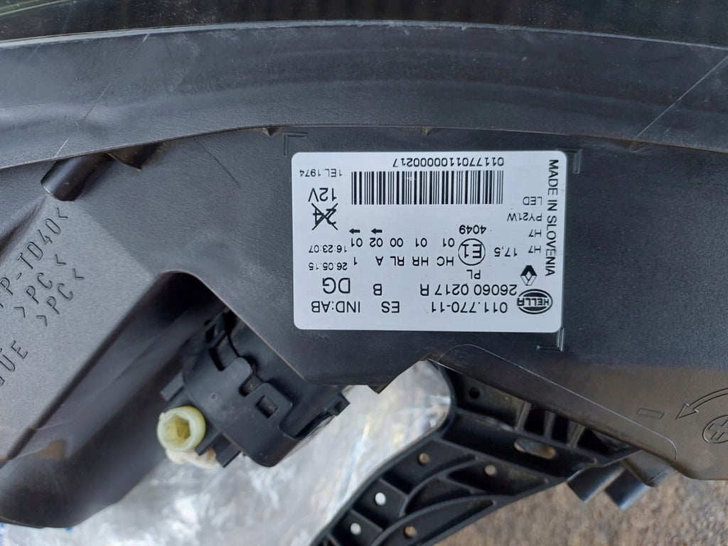 Frontscheinwerfer Renault Kadjar 26060217 LED Links Scheinwerfer Headlight SCH4831332385qz