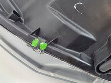 Laden Sie das Bild in den Galerie-Viewer, Frontscheinwerfer VW Transporter Caravelle 7E1941016H Rechts Headlight SCH3306169724lo
