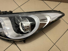 Load image into Gallery viewer, Frontscheinwerfer Hyundai I40 92101-3Z100 Links Scheinwerfer Headlight