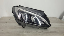 Laden Sie das Bild in den Galerie-Viewer, Frontscheinwerfer Mercedes-Benz W205 A2059062604 LED Rechts Headlight SCH6635943110vv