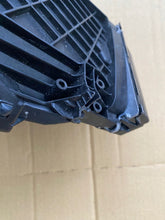 Load image into Gallery viewer, Frontscheinwerfer BMW 7 9879936-11 Rechts Scheinwerfer Headlight SCH6984294354gq