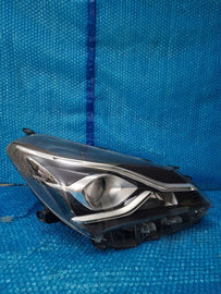 Frontscheinwerfer Toyota Yaris Rechts Scheinwerfer Headlight