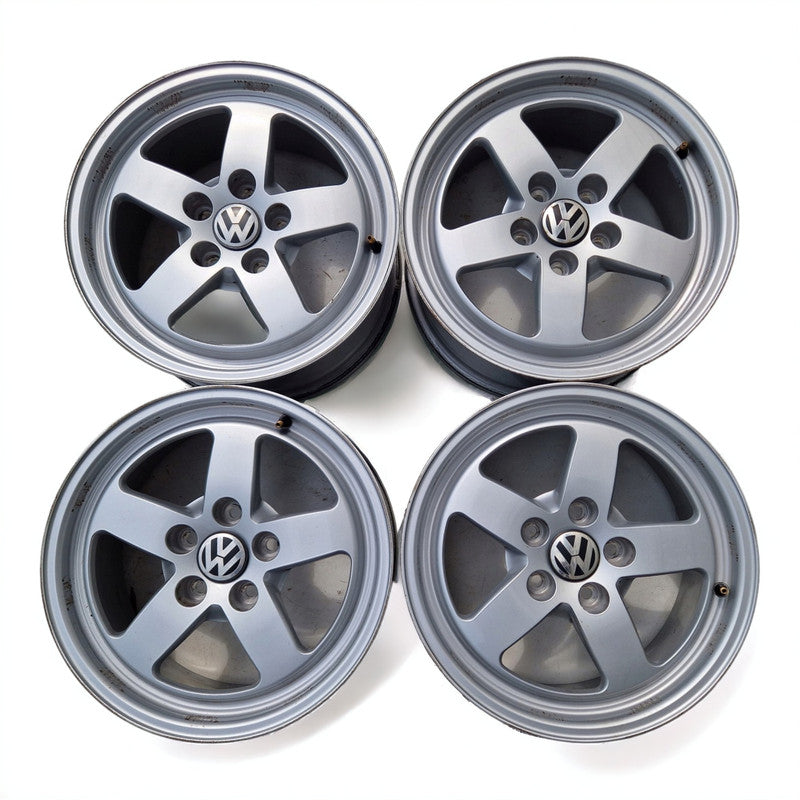 4x Alufelge 16 Zoll 7.0" 5x112 35ET 8W0601025 Audi B7 B8 Passat Tiguan Sharan