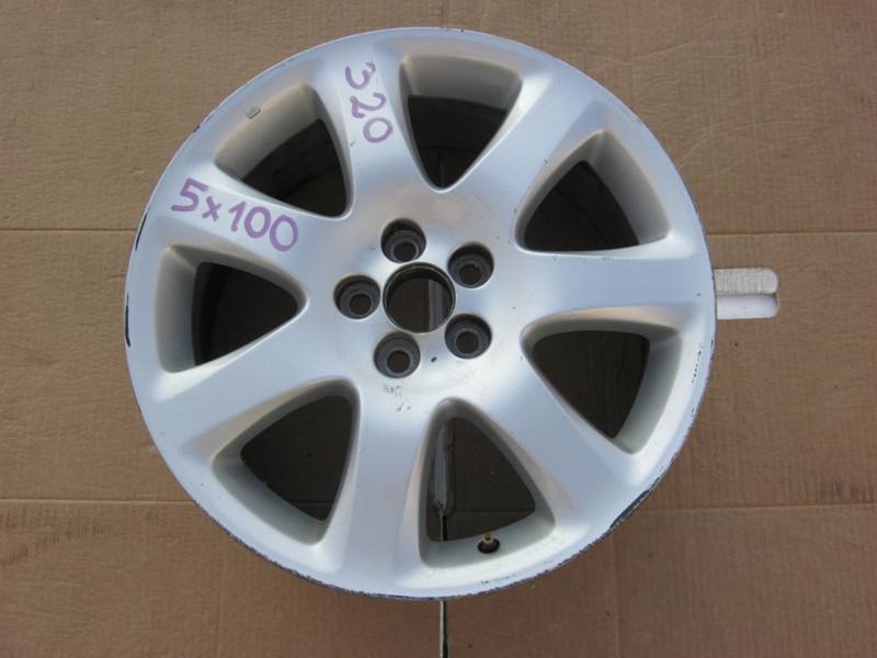 1x Alufelge 17 Zoll 7.0" 5x100 45ET 42611-0515D Toyota Avensis Rim Wheel