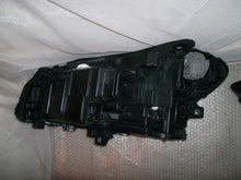 Load image into Gallery viewer, Frontscheinwerfer Mercedes-Benz W246 A2469066201 A2469066101 Rechts oder Links SCH6274739420be